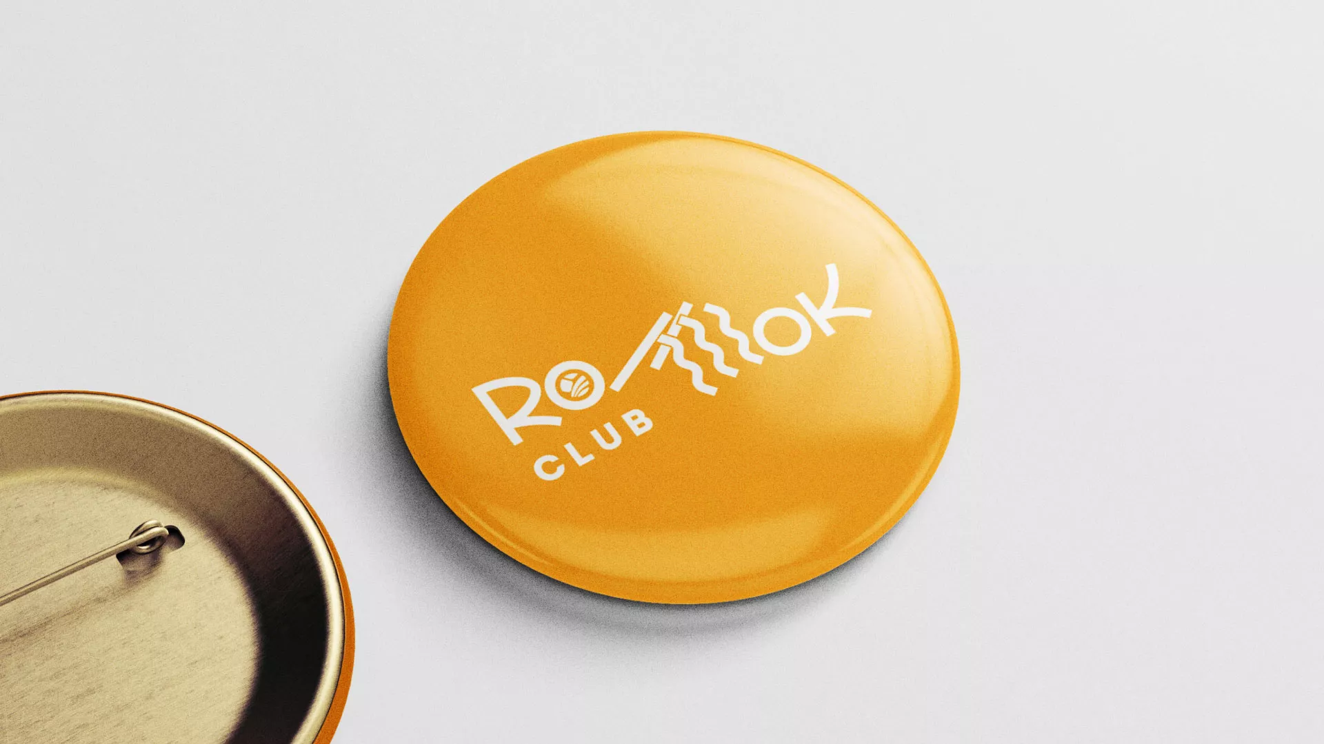 Создание логотипа суши-бара «Roll Wok Club» в Ногинске